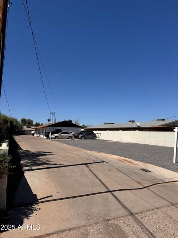 2024 N 26TH Place, Phoenix, AZ 85008