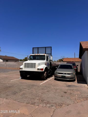 2024 N 26TH Place, Phoenix, AZ 85008