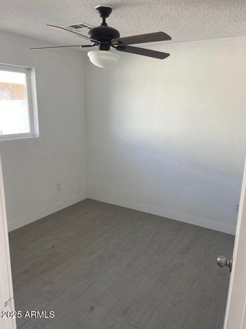 2024 N 26TH Place, Phoenix, AZ 85008