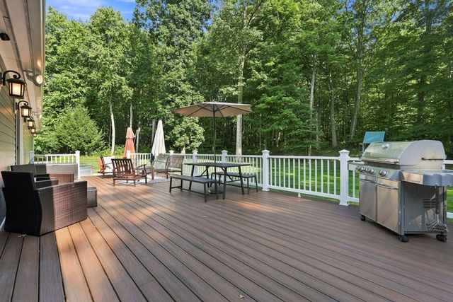 51 Barton Ave, Belchertown, MA 01007