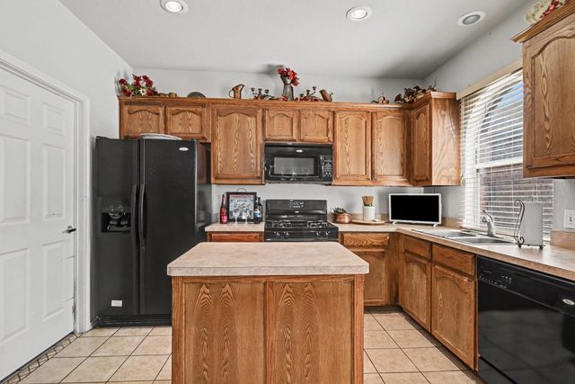 2204 Priscella Drive, Fort Worth, TX 76131