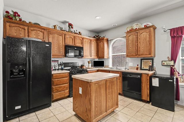 2204 Priscella Drive, Fort Worth, TX 76131
