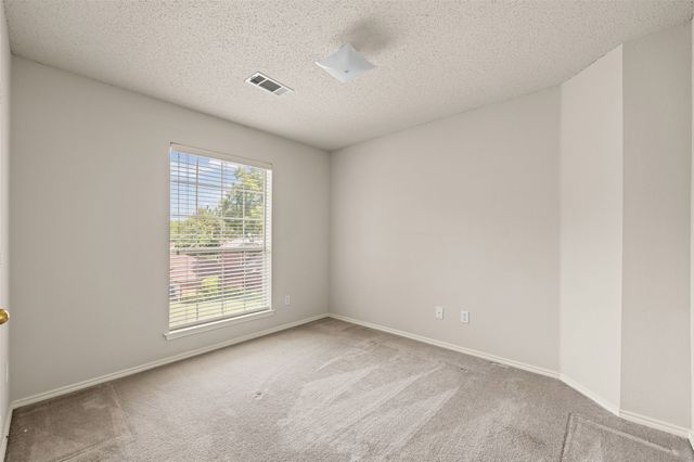 553 Renee Lane, Desoto, TX 75115