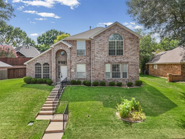 553 Renee Lane, Desoto, TX 75115