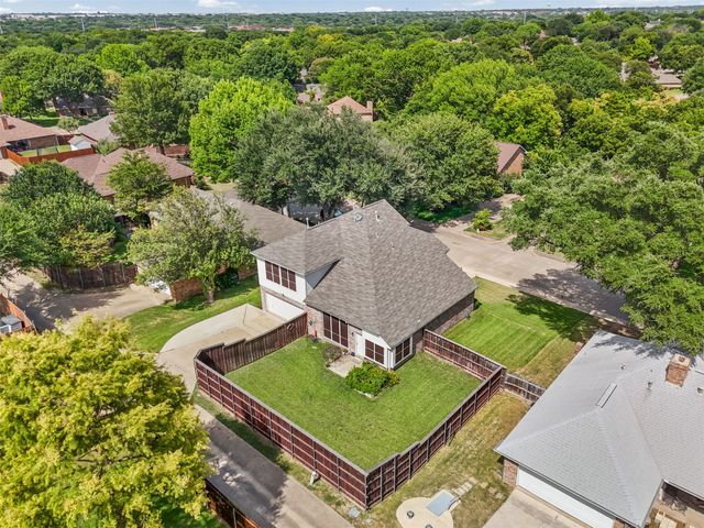 553 Renee Lane, Desoto, TX 75115