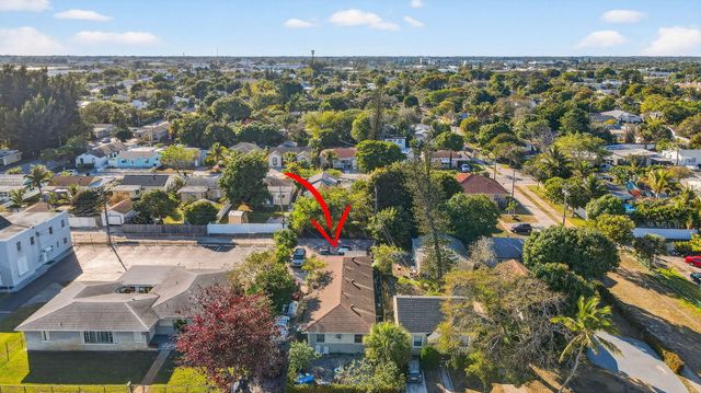 721 N F Street 2, Lake Worth Beach, FL 33460