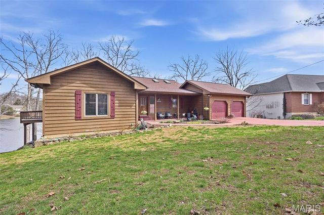 10112 Lake Ridge Court, Hillsboro, MO 63050