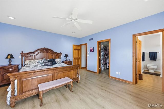 10112 Lake Ridge Court, Hillsboro, MO 63050