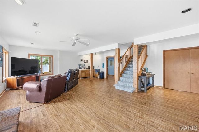 10112 Lake Ridge Court, Hillsboro, MO 63050