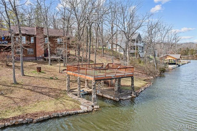 10112 Lake Ridge Court, Hillsboro, MO 63050