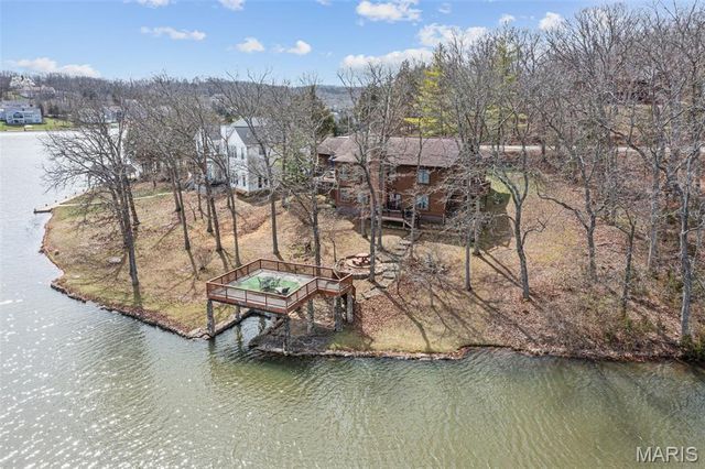 10112 Lake Ridge Court, Hillsboro, MO 63050