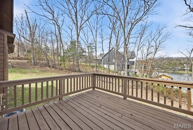 10112 Lake Ridge Court, Hillsboro, MO 63050