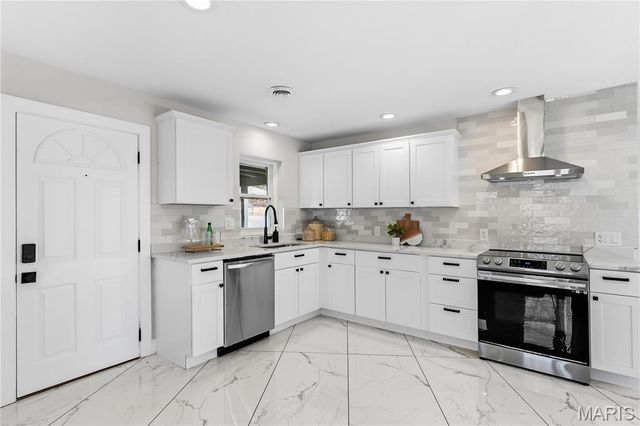 7906 Elinor Avenue, St Louis, MO 63117