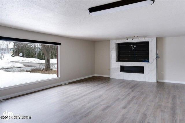 1120 Ermine Street, Anchorage, AK 99504