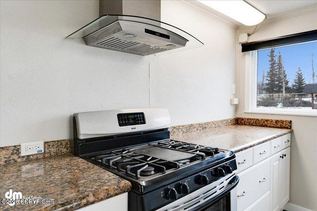 1120 Ermine Street, Anchorage, AK 99504