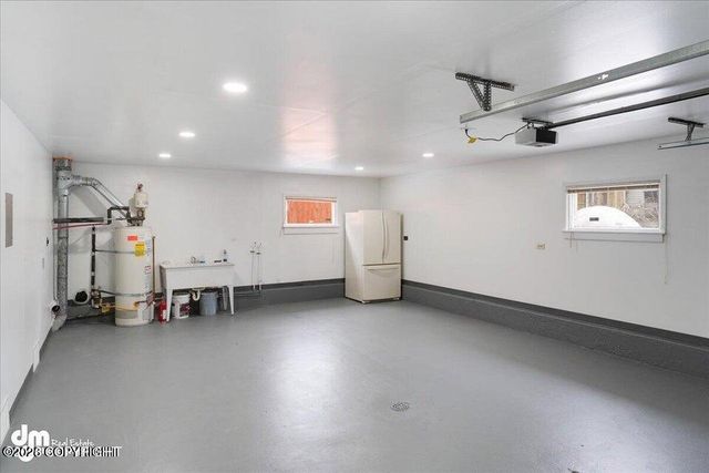 1120 Ermine Street, Anchorage, AK 99504