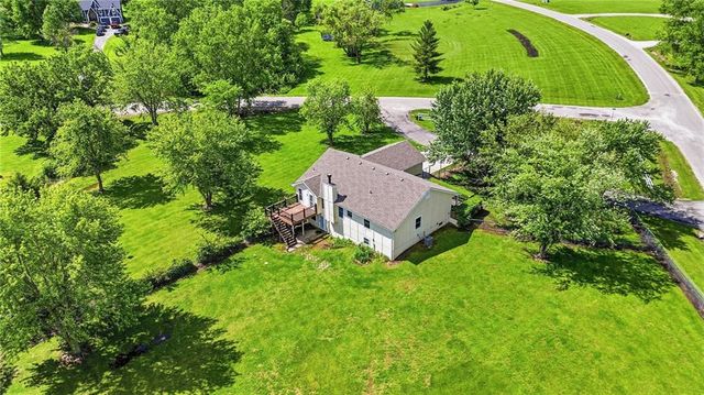 10604 E 240th Street, Peculiar, MO 64078