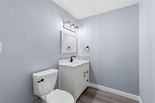 10604 E 240th Street, Peculiar, MO 64078