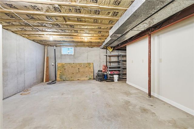 10604 E 240th Street, Peculiar, MO 64078