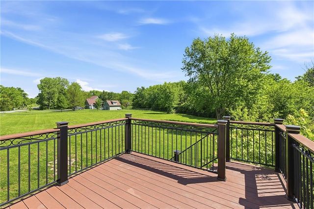 10604 E 240th Street, Peculiar, MO 64078