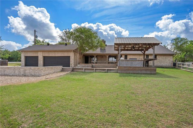 10636 N Dowling Rd, College Station, TX 77845