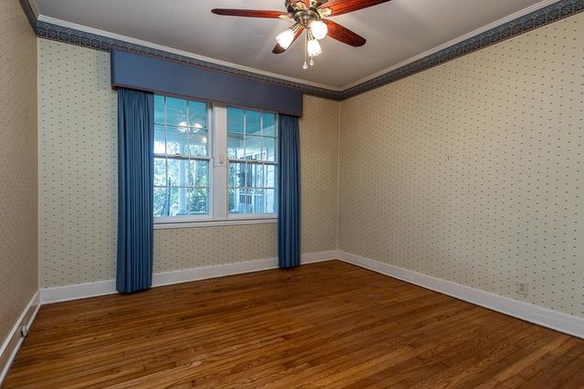 8643 POPLAR PIKE, Memphis, TN 38138