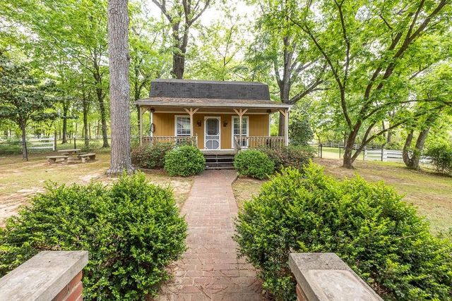8643 POPLAR PIKE, Memphis, TN 38138