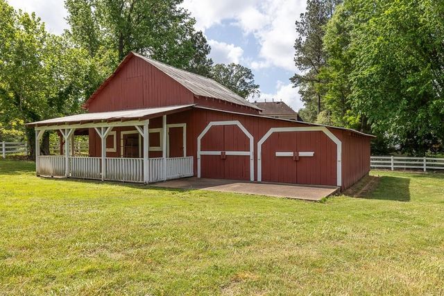 8643 POPLAR PIKE, Memphis, TN 38138