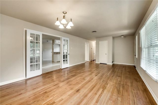1601 Larkspur Drive, Arlington, TX 76013