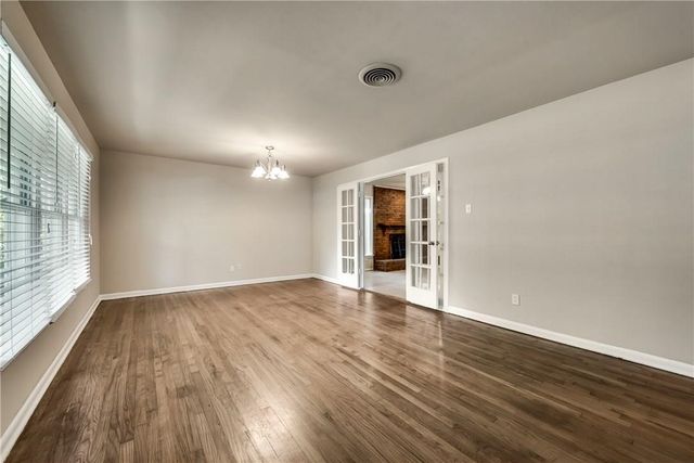 1601 Larkspur Drive, Arlington, TX 76013