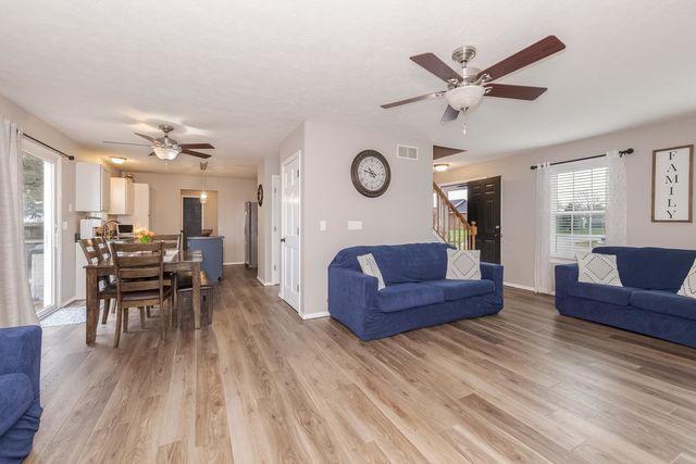 404 DeLane Drive, Heyworth, IL 61745