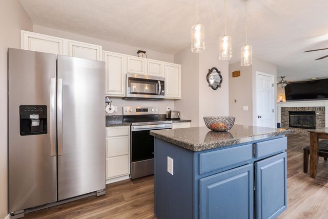 404 DeLane Drive, Heyworth, IL 61745