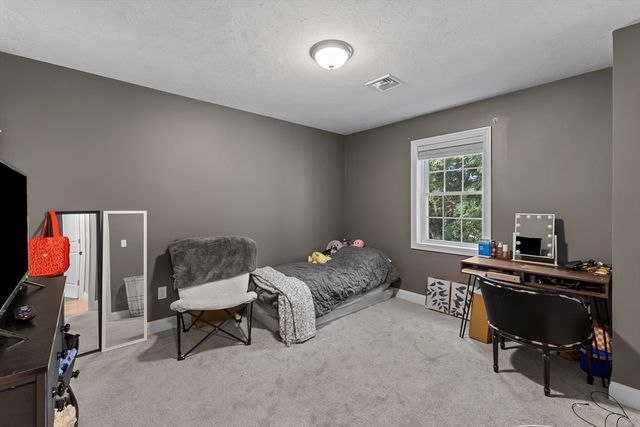 57 Martin St B, Millbury, MA 01527