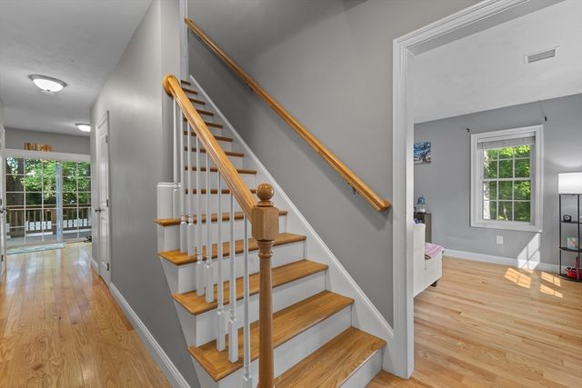 57 Martin St B, Millbury, MA 01527