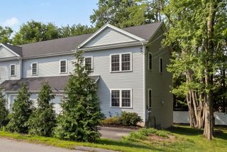 57 Martin St B, Millbury, MA 01527