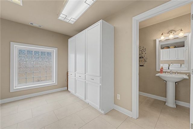 6398 Wrens Nest Cove, Springdale, AR 72762