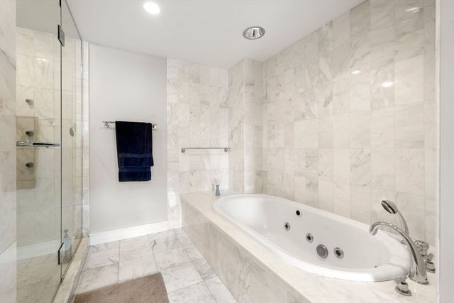 2 Battery Wharf 2501, Boston, MA 02110