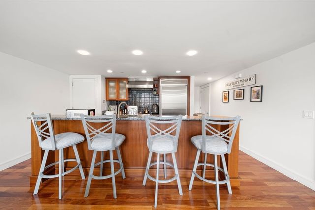 2 Battery Wharf 2501, Boston, MA 02110