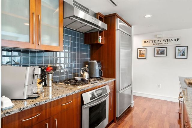2 Battery Wharf 2501, Boston, MA 02110