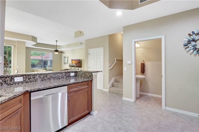 9820 Healthpark CIR 101, Fort Myers, FL 33908