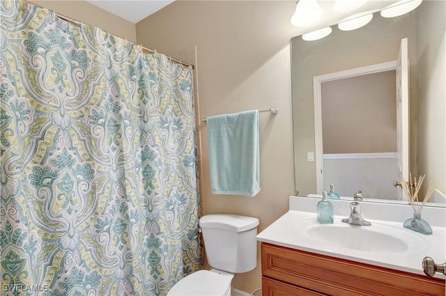 9820 Healthpark CIR 101, Fort Myers, FL 33908