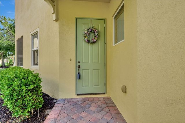 9820 Healthpark CIR 101, Fort Myers, FL 33908