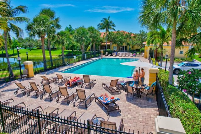 9820 Healthpark CIR 101, Fort Myers, FL 33908