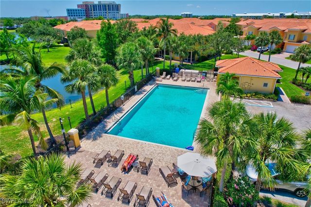 9820 Healthpark CIR 101, Fort Myers, FL 33908