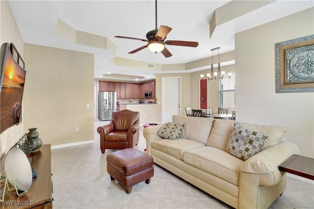 9820 Healthpark CIR 101, Fort Myers, FL 33908