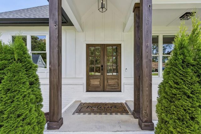 224 Autumn Brook Drive, Canton, GA 30115