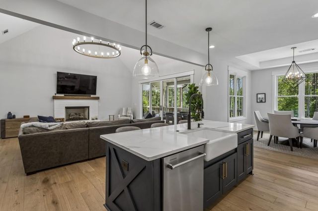 224 Autumn Brook Drive, Canton, GA 30115