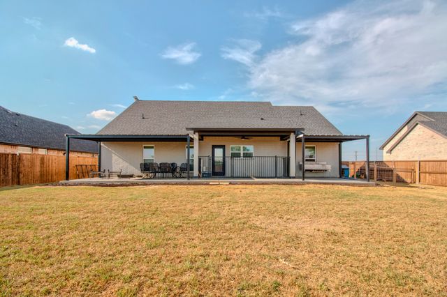 512 Austin Street, Callisburg, TX 76240