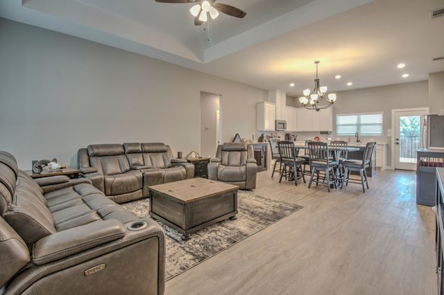 512 Austin Street, Callisburg, TX 76240