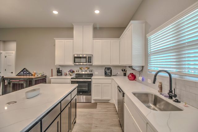 512 Austin Street, Callisburg, TX 76240